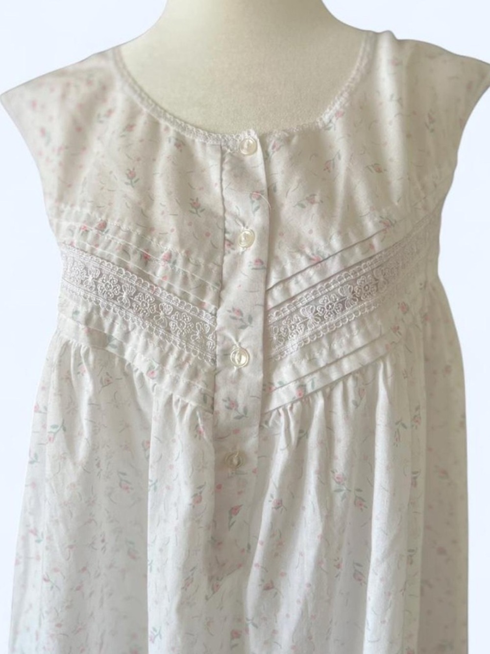 Vintage White Floral Embroidery
Button Front Cottagecore Boho Maxi Nightgown